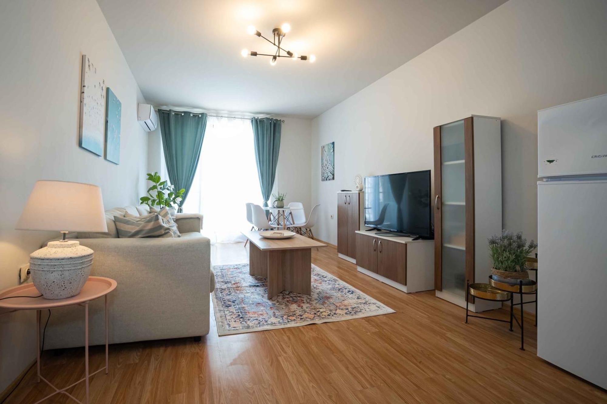 June One Bedroom Sea View Apartment Diamond Beach Resort 사라포보 외부 사진